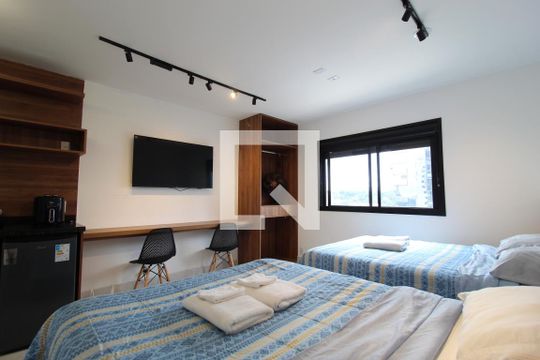 Sala/Quarto de kitnet/studio para alugar com 1 quarto, 25m² em Vila Olímpia, São Paulo