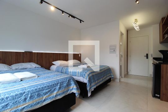 Sala/Quarto de kitnet/studio para alugar com 1 quarto, 25m² em Vila Olímpia, São Paulo