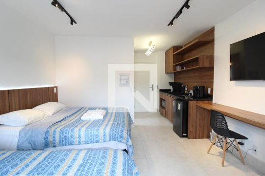 Sala/Quarto de kitnet/studio para alugar com 1 quarto, 25m² em Vila Olímpia, São Paulo