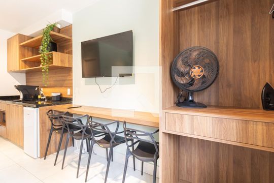 Studio de kitnet/studio para alugar com 1 quarto, 27m² em Vila Olímpia, São Paulo