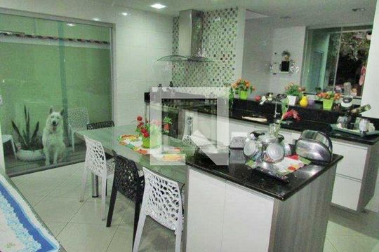 Casa à venda com 3 quartos, 365m² em Engenho de Dentro, Rio de Janeiro