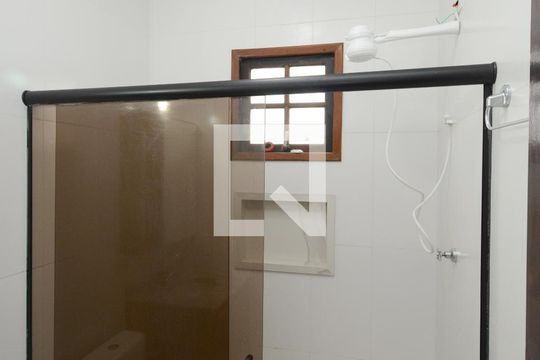 Banheiro de casa para alugar com 2 quartos, 105m² em Vila do Castelo, São Paulo