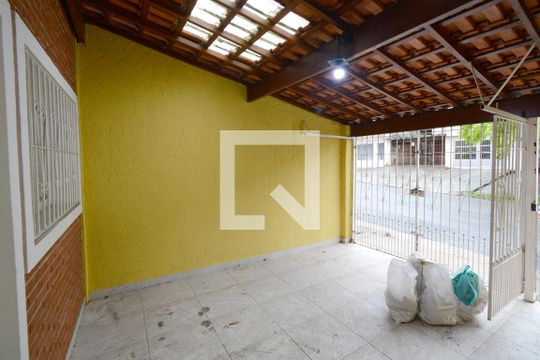 Garagem de casa para alugar com 2 quartos, 105m² em Vila do Castelo, São Paulo