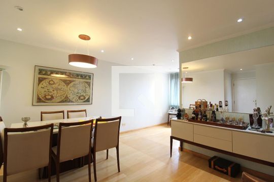 Sala de apartamento para alugar com 2 quartos, 74m² em Planalto Paulista, São Paulo