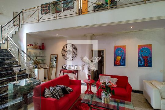 Casa para alugar com 6 quartos, 500m² em São Luiz, Belo Horizonte