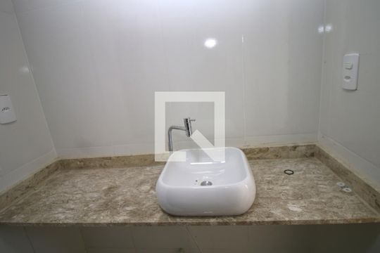 Banheiro da Suíte 1 de casa à venda com 3 quartos, 132m² em Irajá, Rio de Janeiro