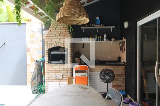Área de Serviço de casa à venda com 3 quartos, 150m² em Jardim Santo Antoninho, São Paulo