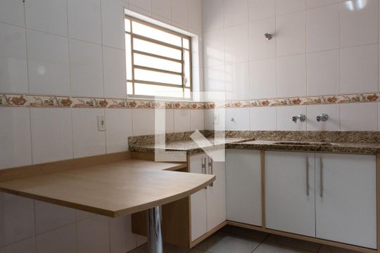 COZINHA de casa à venda com 3 quartos, 180m² em Vila Joao Jorge, Campinas