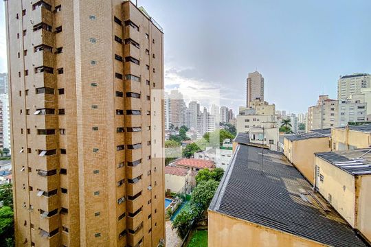vista do Quarto de kitnet/studio para alugar com 1 quarto, 33m² em Aclimação, São Paulo