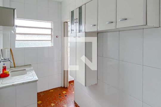 Cozinha de kitnet/studio para alugar com 1 quarto, 33m² em Aclimação, São Paulo
