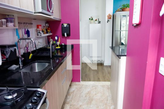 Cozinha de apartamento à venda com 3 quartos, 70m² em Continental, Osasco