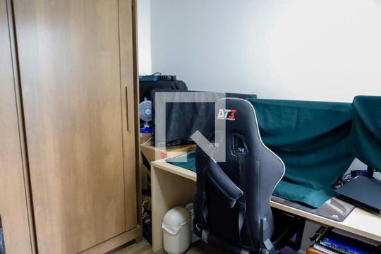 Quarto 2 de apartamento à venda com 3 quartos, 70m² em Continental, Osasco
