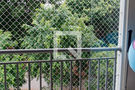 Sacada de apartamento à venda com 3 quartos, 70m² em Continental, Osasco