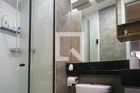 Banheiro de apartamento à venda com 2 quartos, 37m² em Vila Graciosa, São Paulo