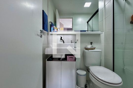 Banheiro Suíte de apartamento à venda com 1 quarto, 27m² em Vila das Belezas, São Paulo