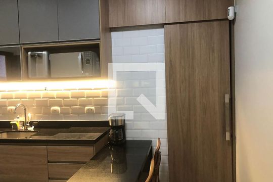 Cozinha de casa à venda com 4 quartos, 310m² em Vila Ipojuca, São Paulo