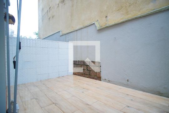 Pátio de apartamento para alugar com 1 quarto, 70m² em Bom Jesus, Porto Alegre