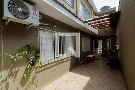 Área de Serviço de casa à venda com 6 quartos, 250m² em Vila Augusta, Guarulhos