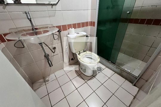 Banheiro Social de apartamento para alugar com 2 quartos, 51m² em Pechincha, Rio de Janeiro