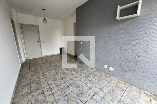 Sala de apartamento para alugar com 2 quartos, 51m² em Pechincha, Rio de Janeiro