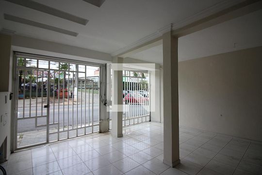 Garagem de casa à venda com 3 quartos, 150m² em Rudge Ramos, São Bernardo do Campo