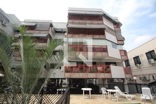 Fachada de apartamento para alugar com 3 quartos, 100m² em Jacarepaguá, Rio de Janeiro
