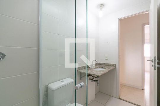 Banheiro Social de apartamento à venda com 3 quartos, 69m² em Cidade Vargas, São Paulo