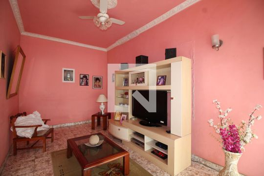 Sala de TV de casa para alugar com 3 quartos, 255m² em Taquara, Rio de Janeiro