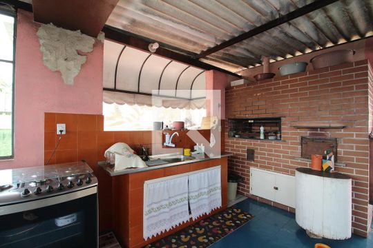 Churrasqueira de casa para alugar com 3 quartos, 255m² em Taquara, Rio de Janeiro