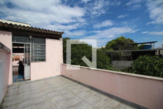 Varanda de casa para alugar com 3 quartos, 255m² em Taquara, Rio de Janeiro
