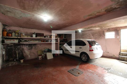 Garagem de casa para alugar com 3 quartos, 255m² em Taquara, Rio de Janeiro