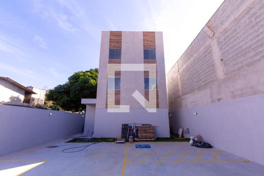 Garagem de apartamento à venda com 2 quartos, 83m² em Santa Margarida (barreiro), Belo Horizonte