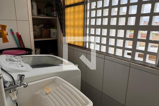 Área de Serviço de apartamento à venda com 3 quartos, 74m² em Vila Marieta, Campinas