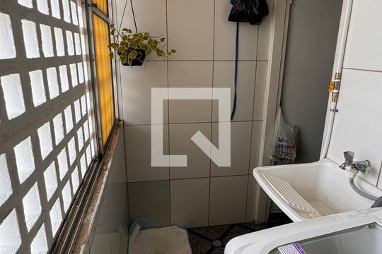 Área de Serviço de apartamento à venda com 3 quartos, 74m² em Vila Marieta, Campinas
