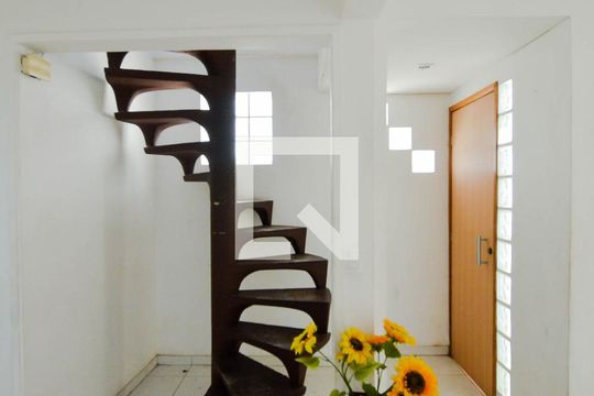 Sala de casa para alugar com 3 quartos, 250m² em Jardim Bom Clima, Guarulhos