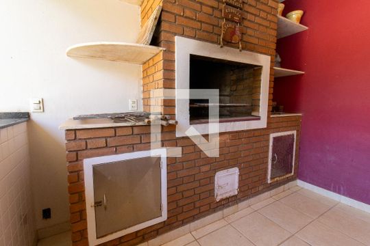 Área comum de casa para alugar com 4 quartos, 640m² em Jardim das Paineiras, Campinas