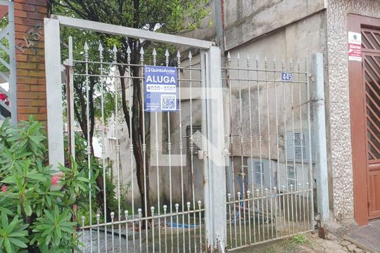 Fachada de casa para alugar com 1 quarto, 40m² em Jardim Santa Teresinha, São Paulo