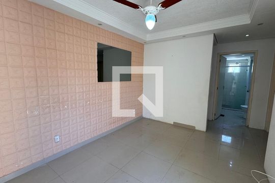 Sala de apartamento para alugar com 2 quartos, 50m² em Jardim do Lago Continuacao, Campinas