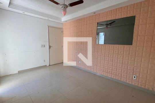 Sala de apartamento para alugar com 2 quartos, 50m² em Jardim do Lago Continuacao, Campinas