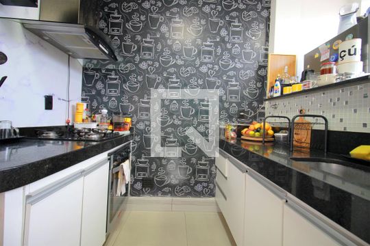 Cozinha de apartamento à venda com 3 quartos, 110m² em Padre Eustáquio, Belo Horizonte