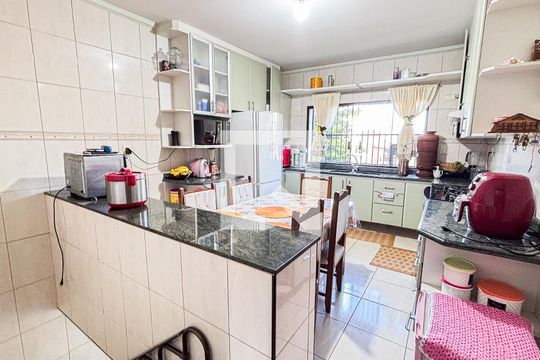 Cozinha de casa à venda com 3 quartos, 250m² em Parque Oratório, Santo André