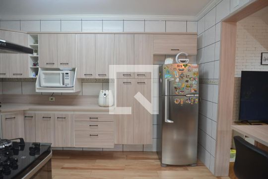 Cozinha de casa à venda com 4 quartos, 215m² em Jardim Las Vegas, Santo André