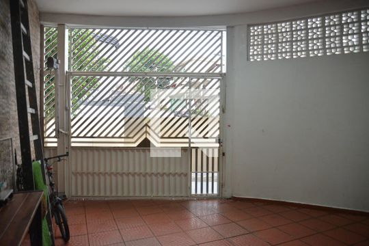 Área comum de casa à venda com 4 quartos, 215m² em Jardim Las Vegas, Santo André