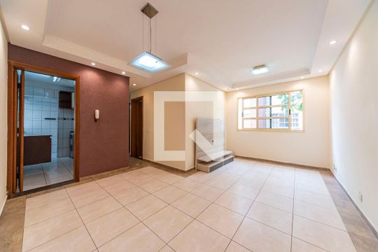 Apartamento para alugar com 2 quartos, 55m² em Jardim Santo André, Santo André