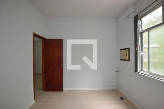 Quarto de apartamento à venda com 1 quarto, 56m² em Estácio, Rio de Janeiro