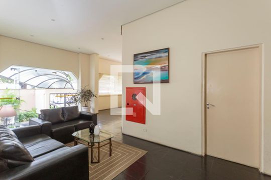 Hall de entrada de kitnet/studio para alugar com 1 quarto, 40m² em Moema, São Paulo