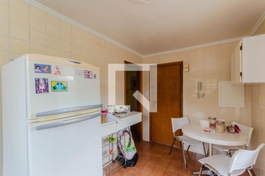 Cozinha de apartamento à venda com 2 quartos, 97m² em Vila Mariana, São Paulo
