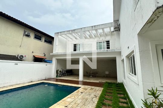 Área comum - Piscina de casa de condomínio para alugar com 4 quartos, 500m² em Vargem Grande, Rio de Janeiro
