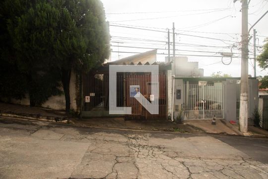 Fachada de casa à venda com 2 quartos, 150m² em Vila Clementino, São Paulo