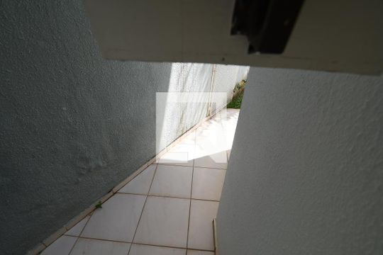 Lavabo - Vista de casa de condomínio à venda com 3 quartos, 500m² em Bairro das Palmeiras, Campinas